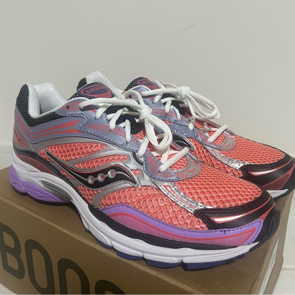 New Saucony Progrid Omni 9 Pink Purple S70739-30 Mens Unisex Size 12